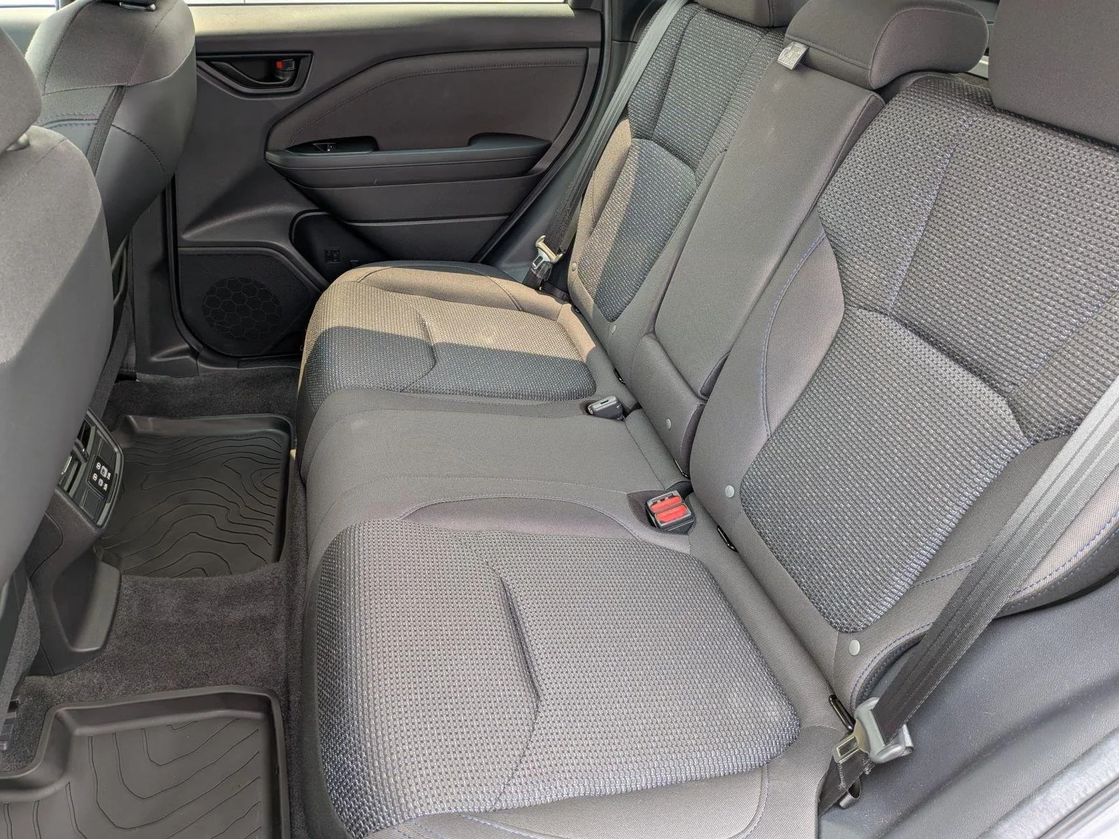 Used 2026 Ice Silver Metallic Subaru Premium image 28