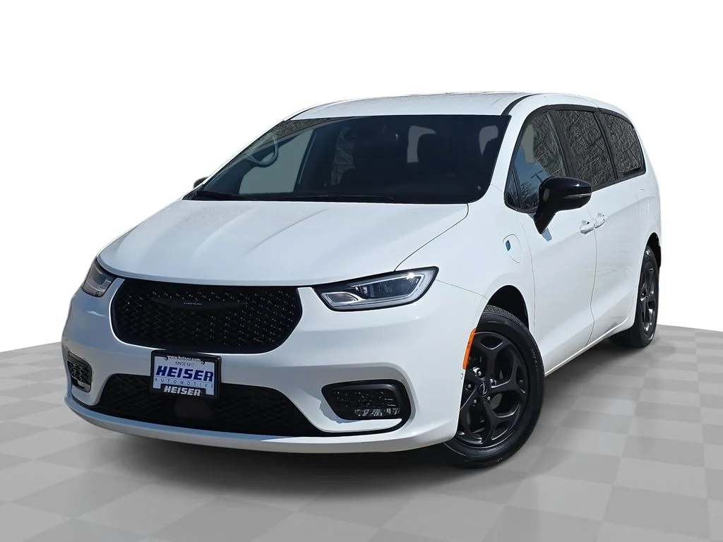 2024 Chrysler Pacifica PHEV