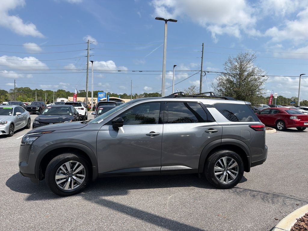New 2026 Nissan Pathfinder SL 4D Sport Utility