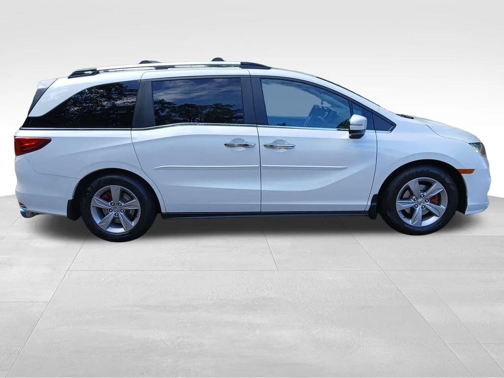 Used 2020  Honda EX image 13