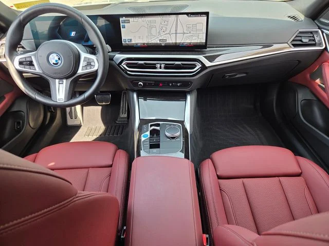 Used 2023 Gray BMW eDrive40 image 18