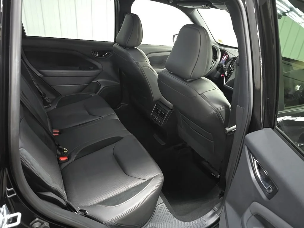 Used 2025 Crystal Black Silica Subaru Touring image 20