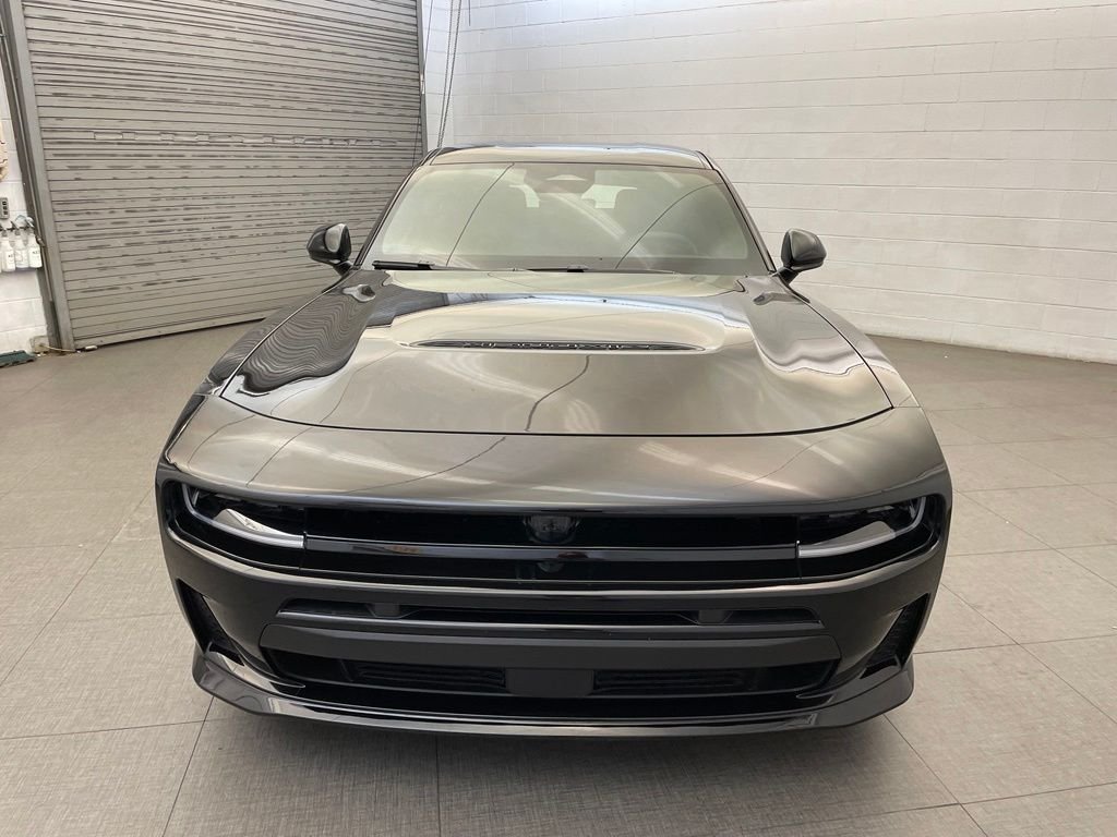 New 2026 Diamond Black Crystal Pearlcoat Dodge R/T image 9