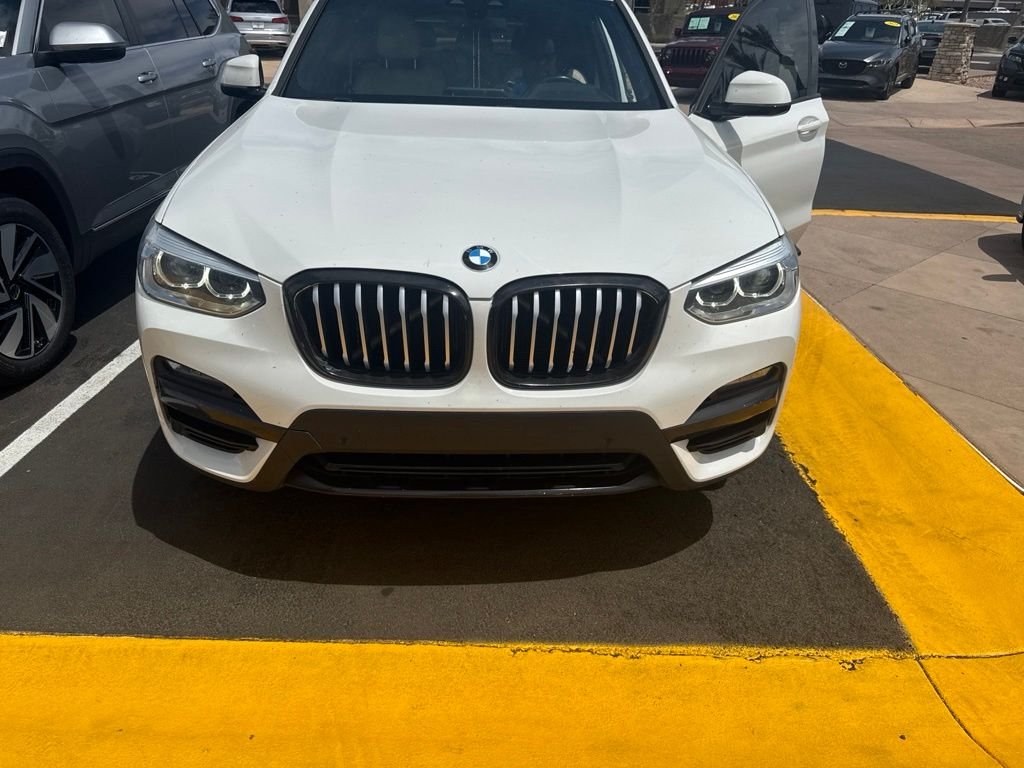 Used 2021 White BMW sDrive30i image 3