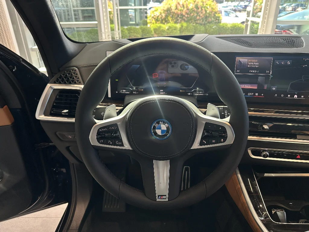 New 2026 Tanzanite Blue II Metallic BMW xDrive50e image 9