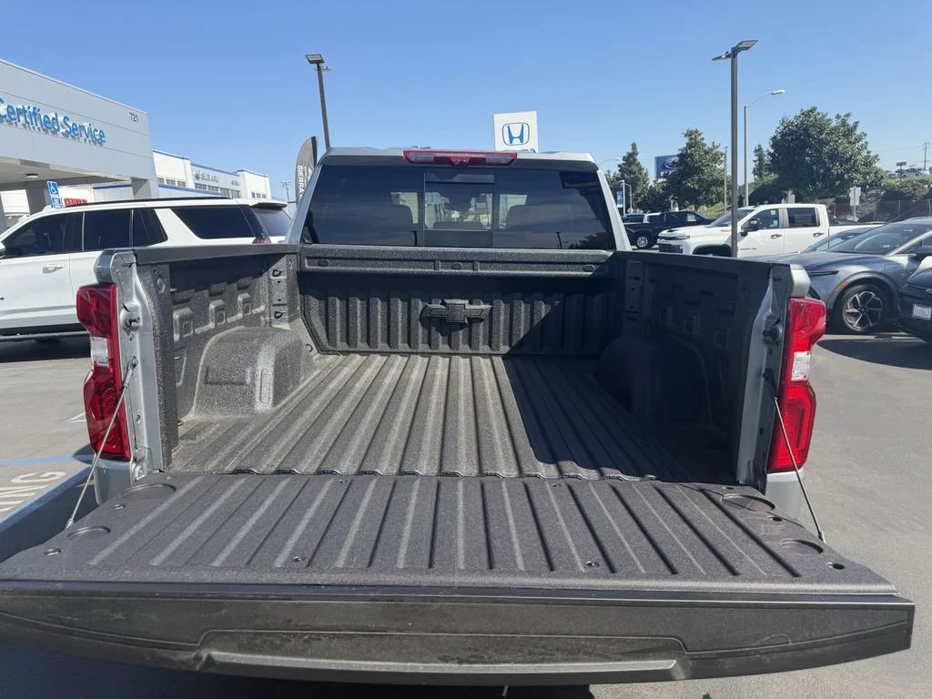 2026 Chevrolet Silverado 1500 LTZ - Photo 19