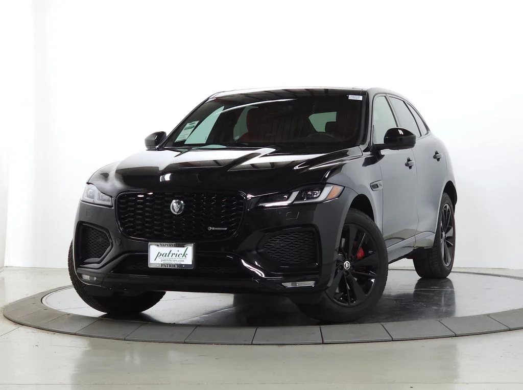 Used 2025 Black Jaguar P400 R-Dynamic S image 1