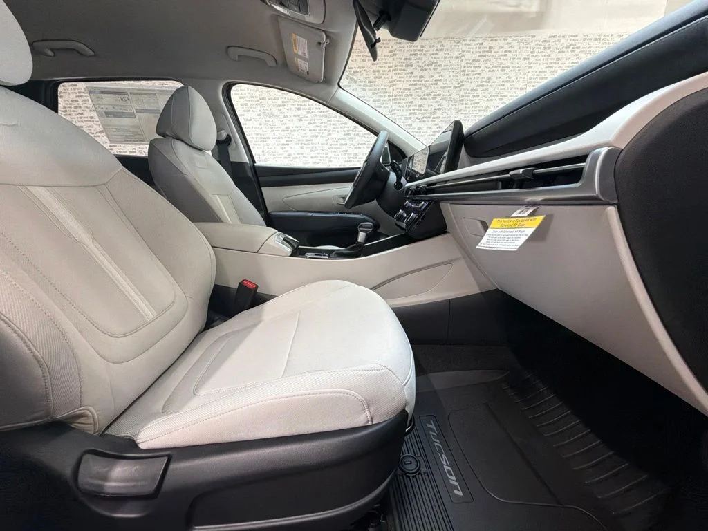 New 2026 Phantom Black Hyundai SEL Plus image 11