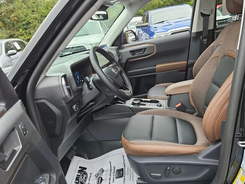 New 2025 Shadow Black Ford Outer Banks® image 6