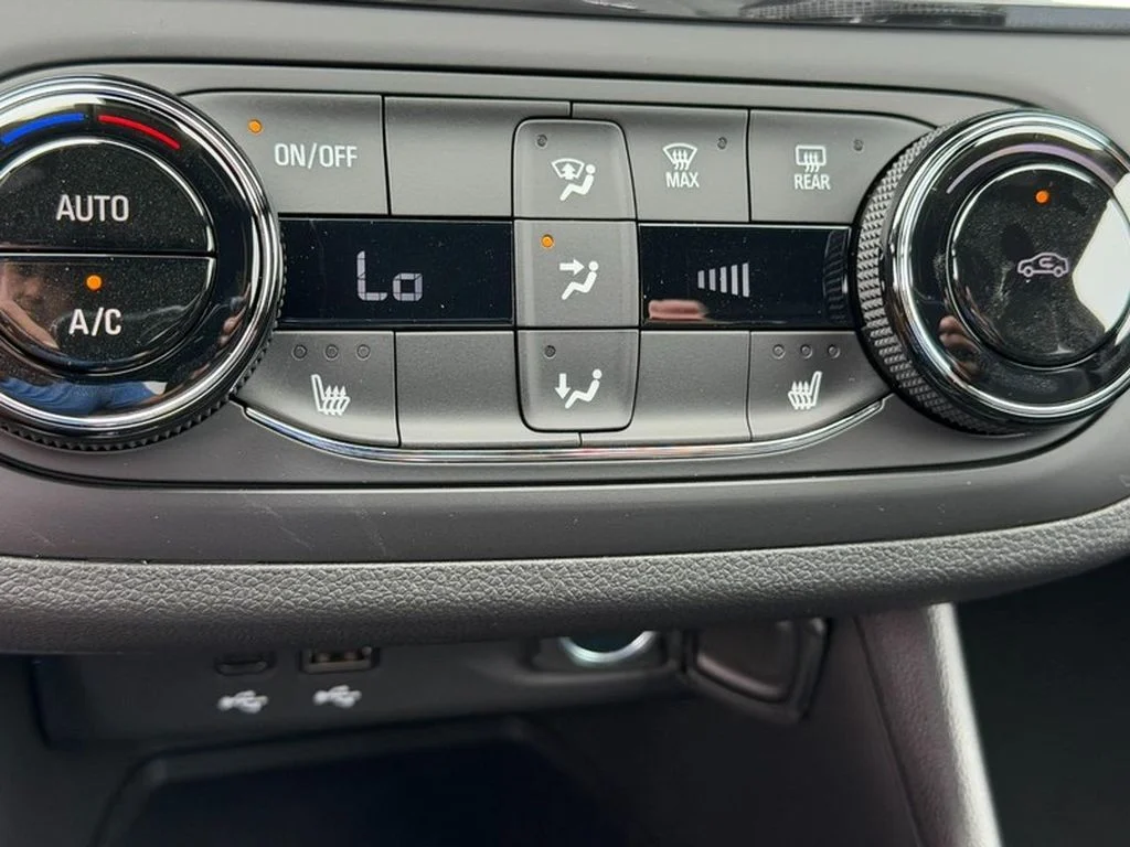 2026 Buick Envista Preferred - Photo 14