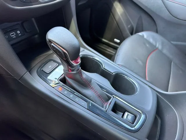 Used 2022 Blue Glow Metallic Chevrolet RS image 27