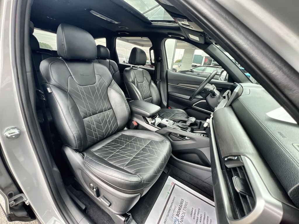 Used 2024 Gray Kia EX X-Line image 26