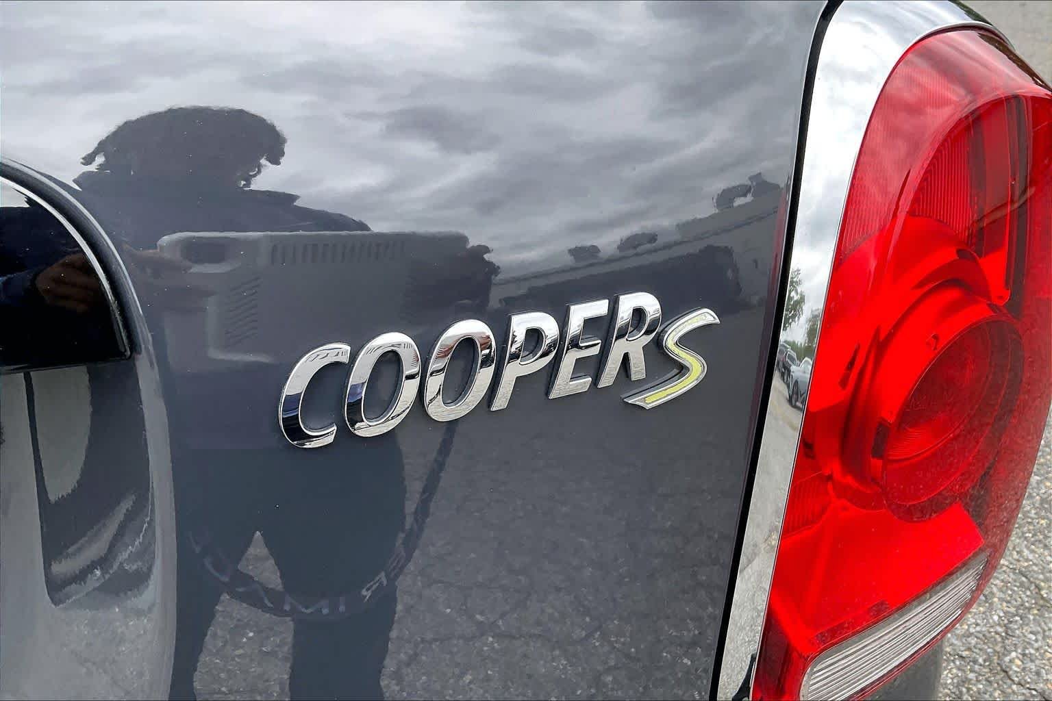 Used 2019 Thunder Gray Metallic MINI Cooper S E image 9