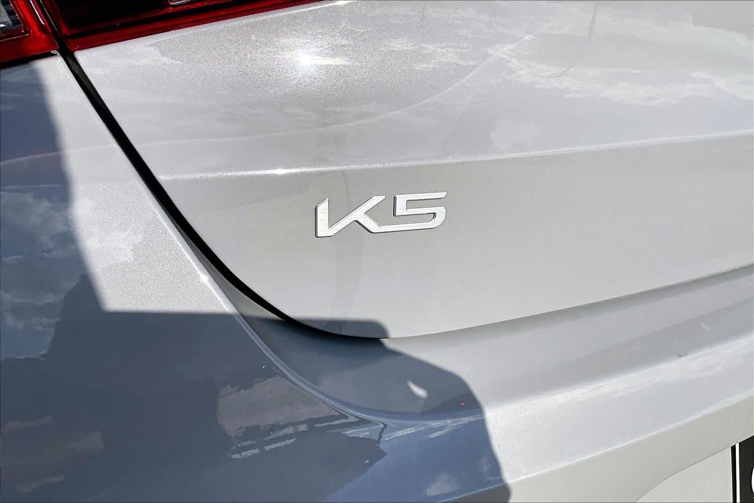 Used 2023 Wolf Gray Kia GT-Line image 10