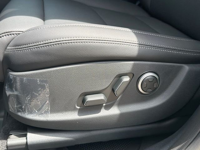 New 2027 Black Genesis 2.5T image 20