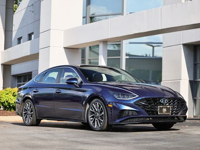 Used 2020 Stormy Blue Hyundai Limited image 1