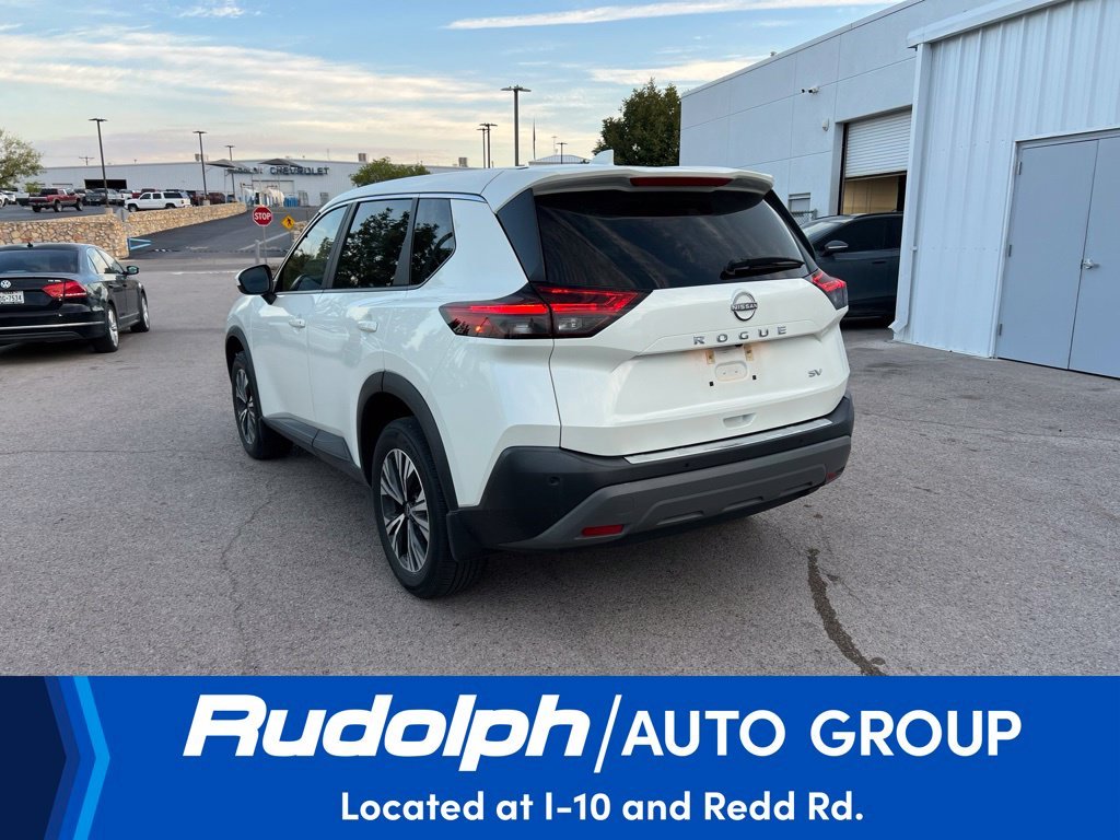 Used 2023 White Nissan SV image 3
