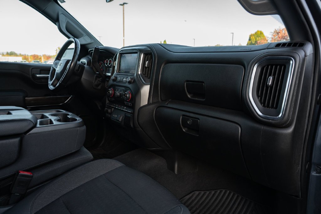 Used 2019 Blue Chevrolet LT image 29