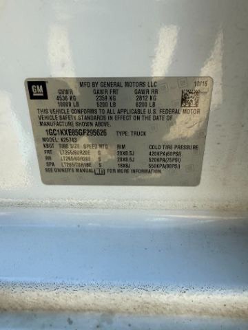 Used 2016 Summit White Chevrolet High Country image 21