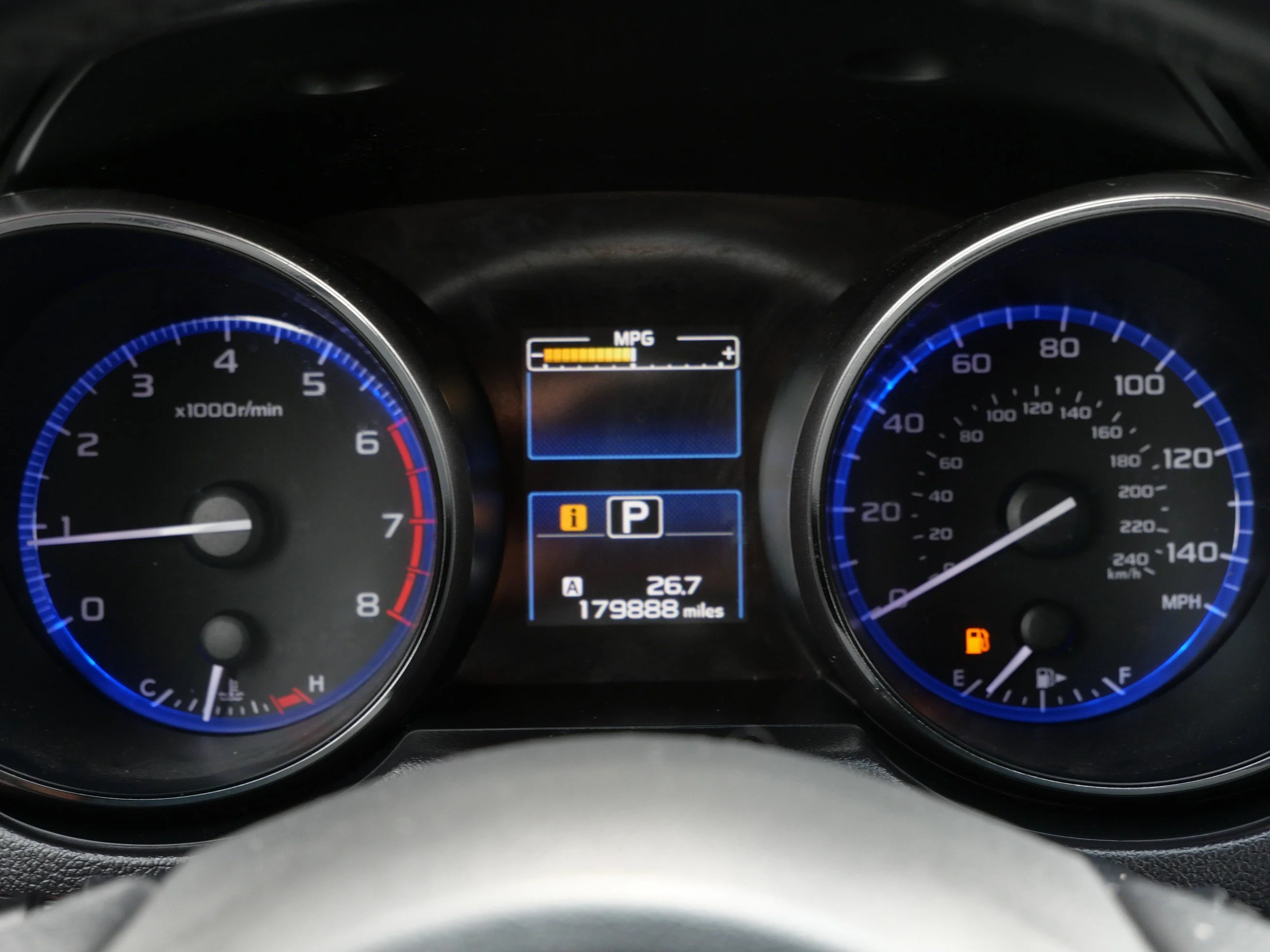 Used 2017 Twilight Blue Metallic Subaru Limited image 21