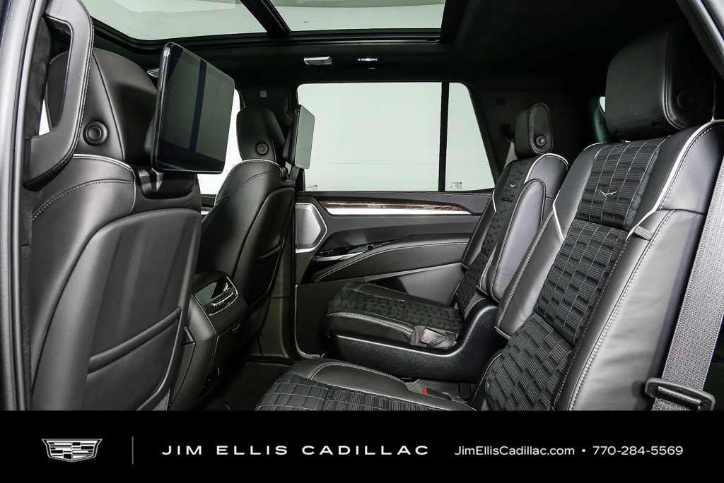 2026 Cadillac Escalade Platinum Sport - Photo 19