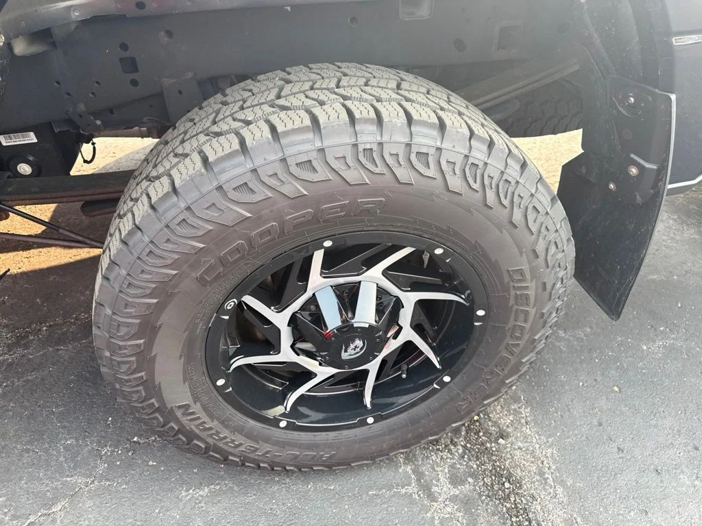 Used 2021 Blue Ford XL image 21