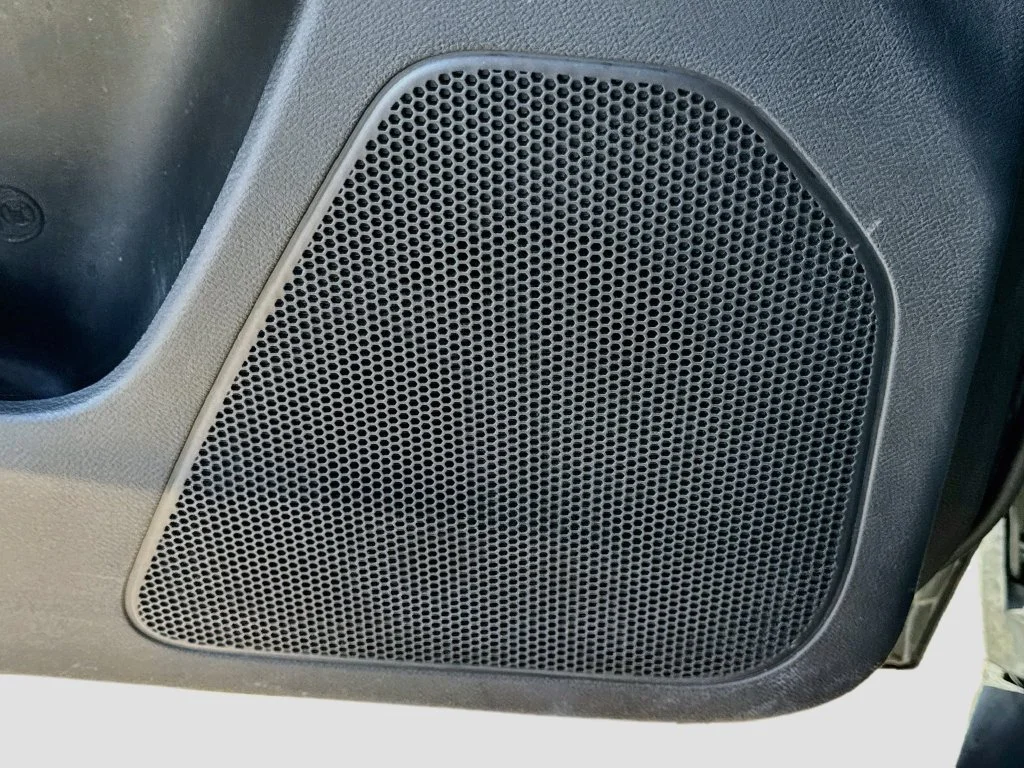 Used 2020 Green Jeep Latitude image 22