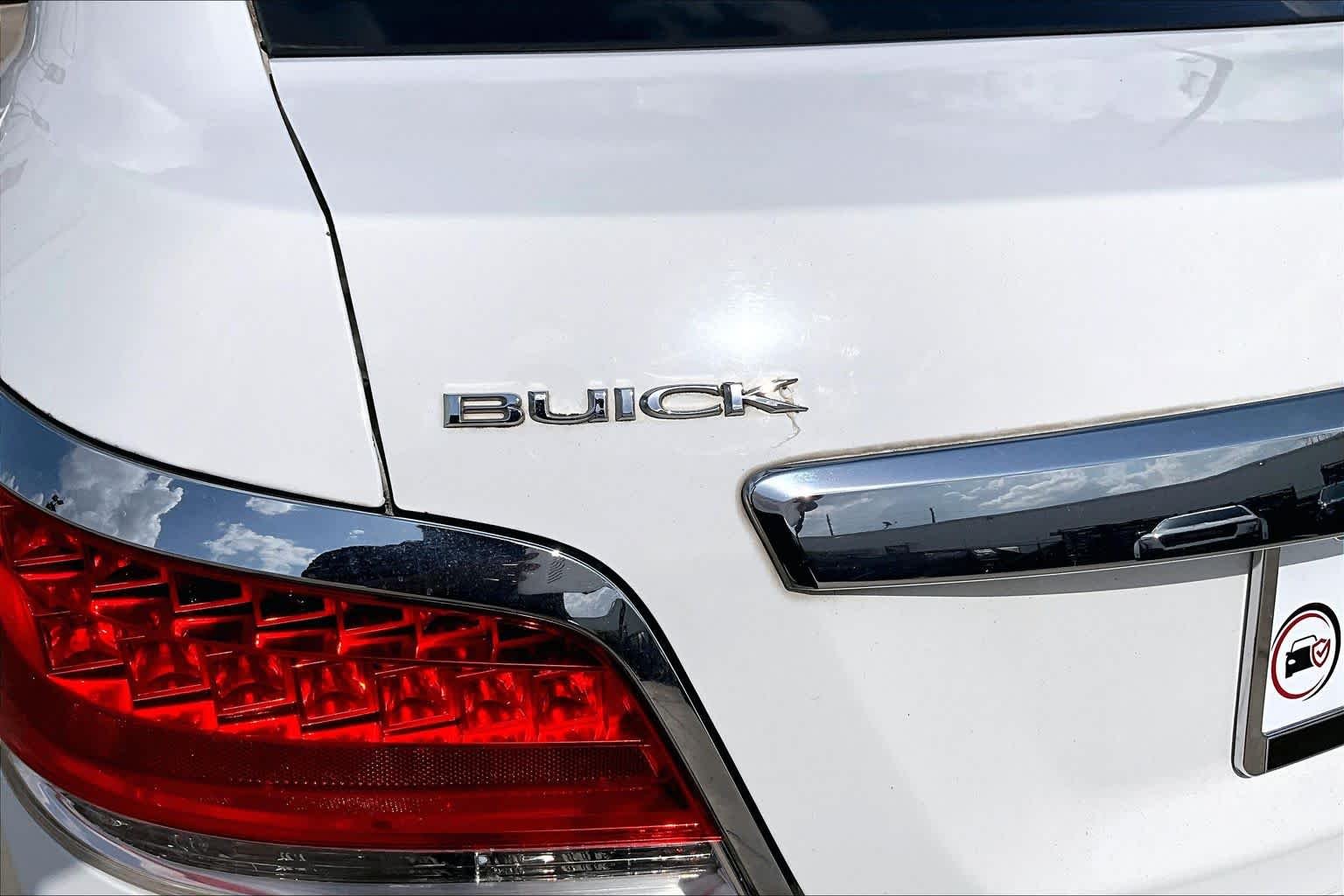 Used 2012 Summit White Buick Leather image 29