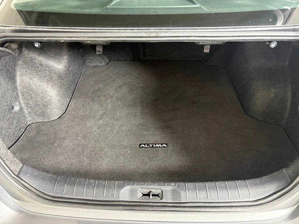 Used 2023 Gray Nissan 2.5 SV image 22