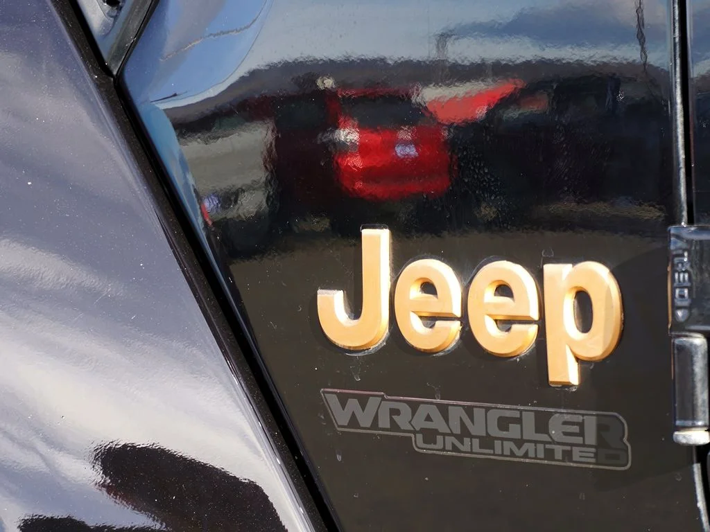 2020 Jeep Wrangler Unlimited Sahara Altitude - Photo 9