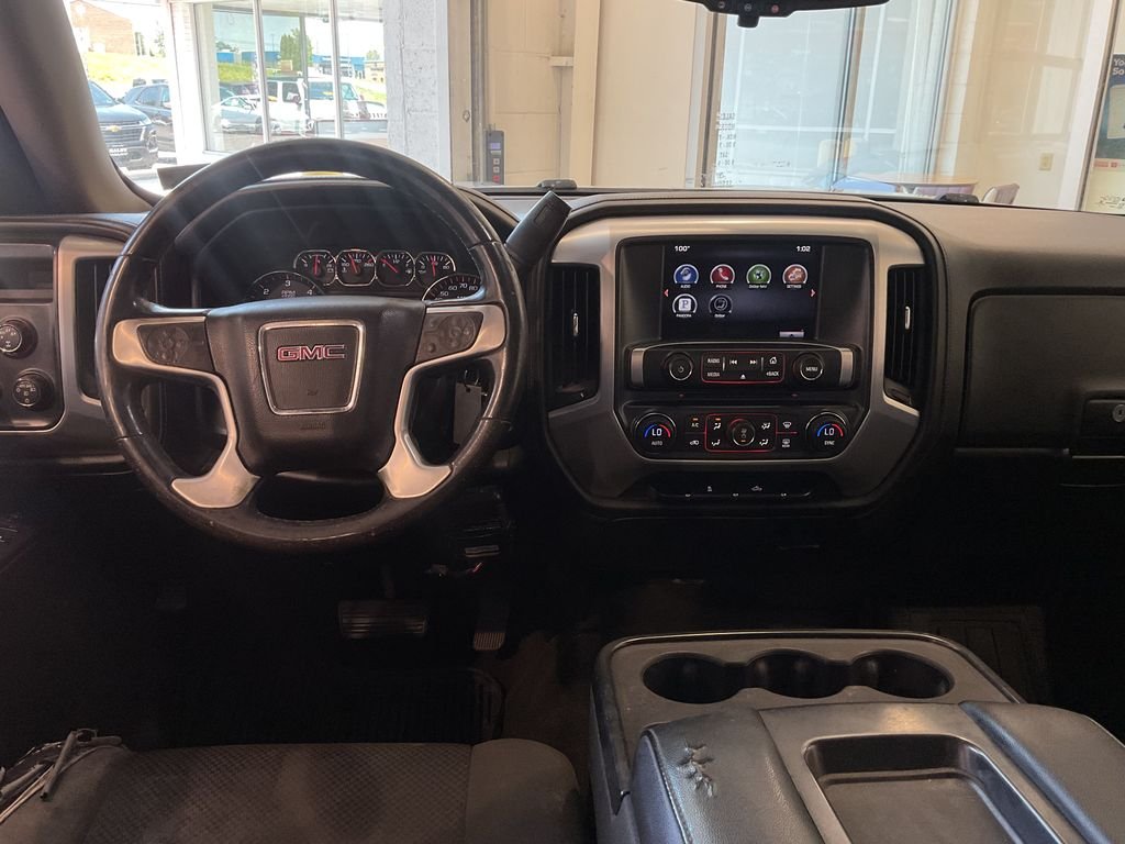 Used 2014 Silver GMC SLE image 28