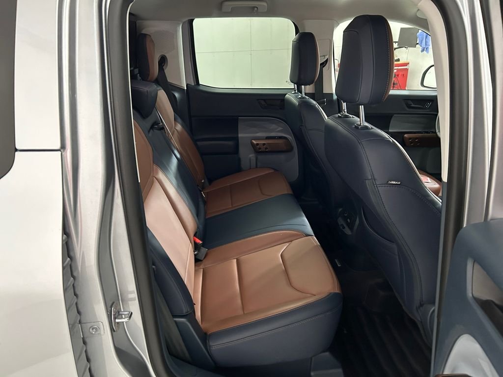 Used 2024 Silver Ford Lariat image 17