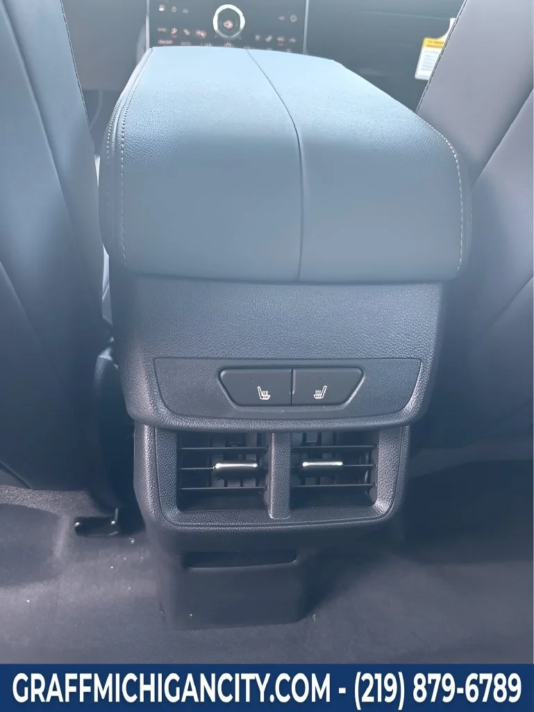 2026 GMC Terrain AT4 - Photo 18