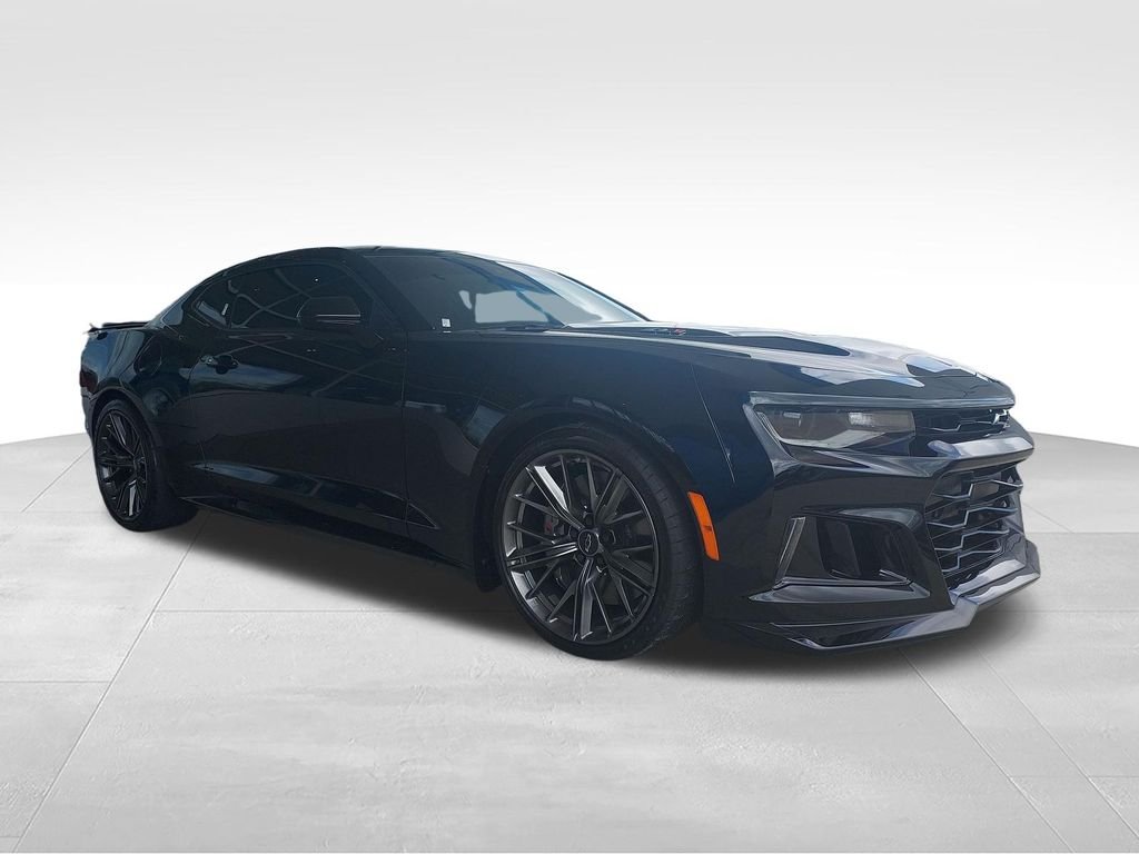 Used 2022 Black Chevrolet ZL1 image 7