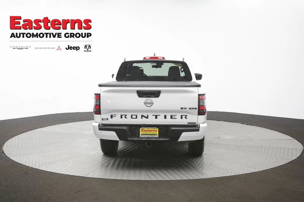 Used 2023 White Nissan SV image 33