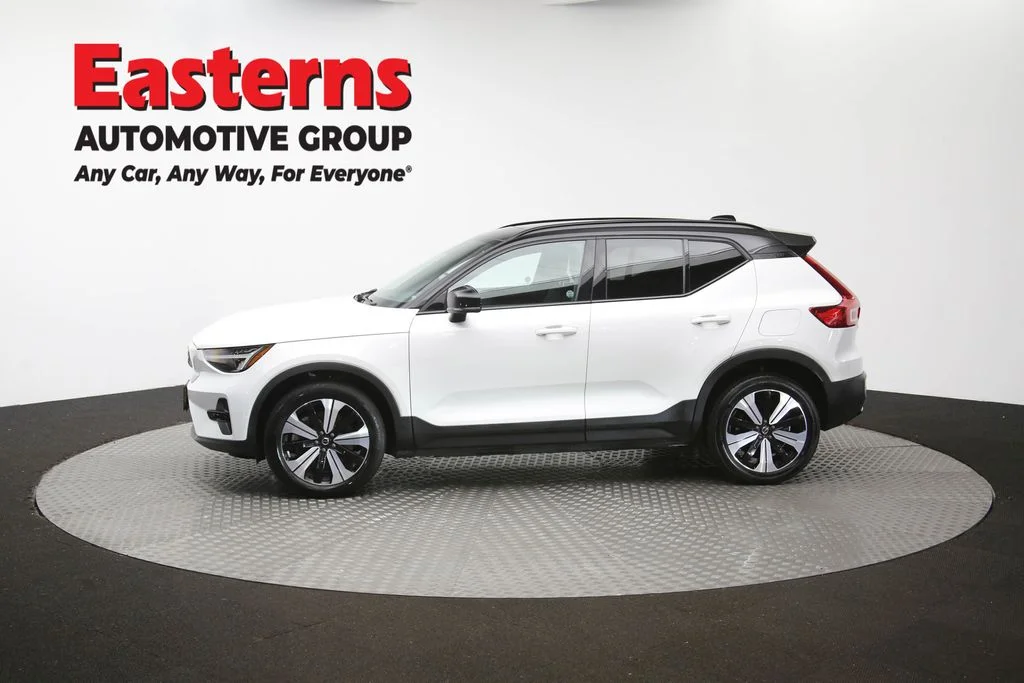 Used 2023 White Volvo Twin Plus image 53