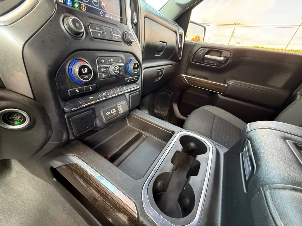 Used 2022 Red Chevrolet LT Trail Boss image 22