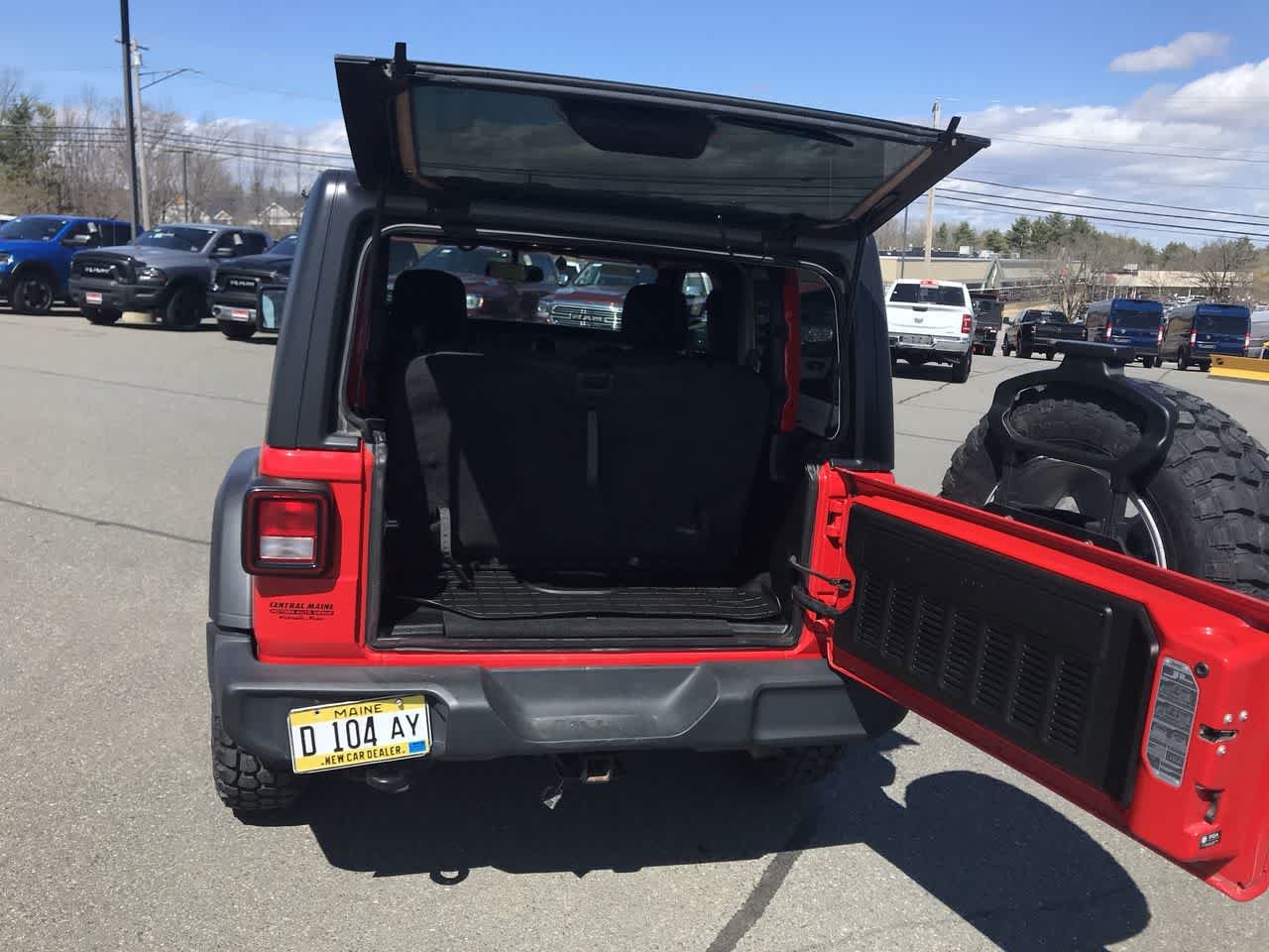 Used 2021 Firecracker Red Clearcoat Jeep Sport S image 14