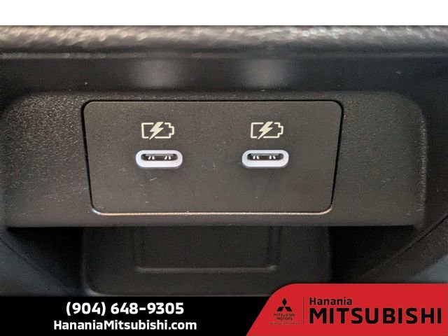Used 2025 Red Mitsubishi SE image 15