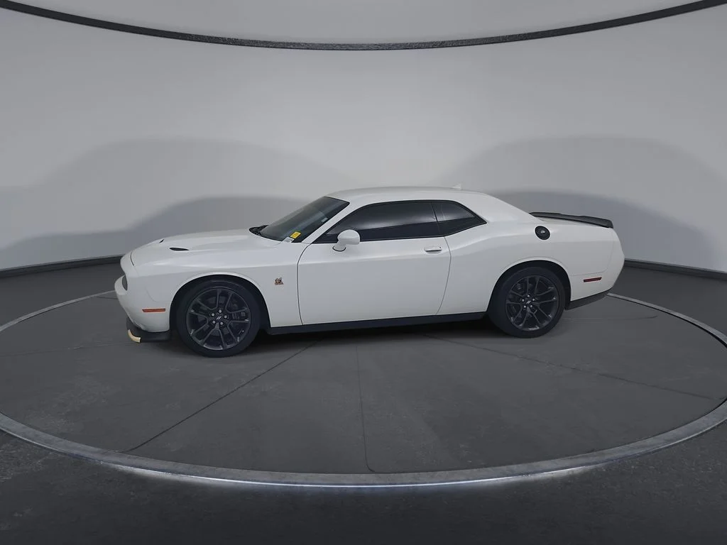Used 2022 White Dodge R/T Scat Pack image 10