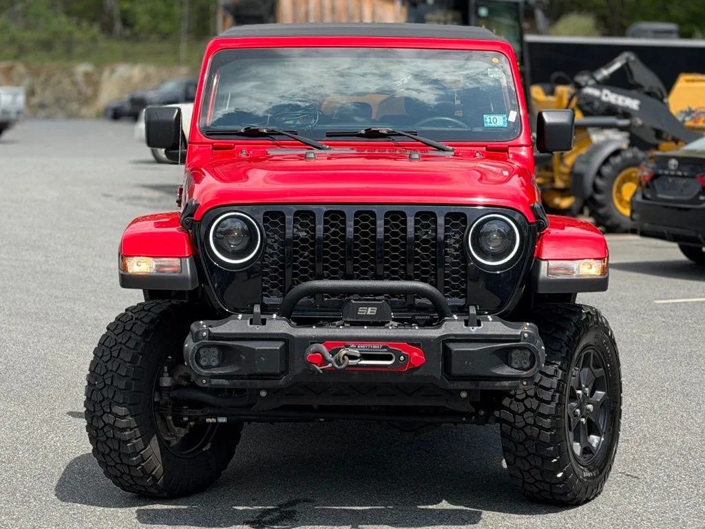 Used 2021 Red Jeep Willys image 2
