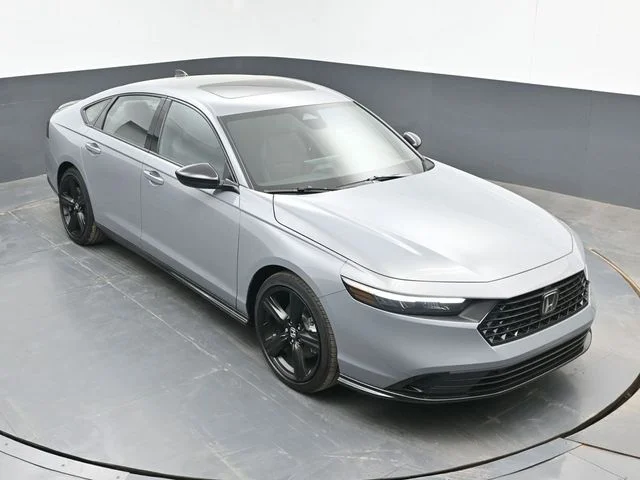 New 2026 Urban Gray Pearl Honda Sport-L image 13