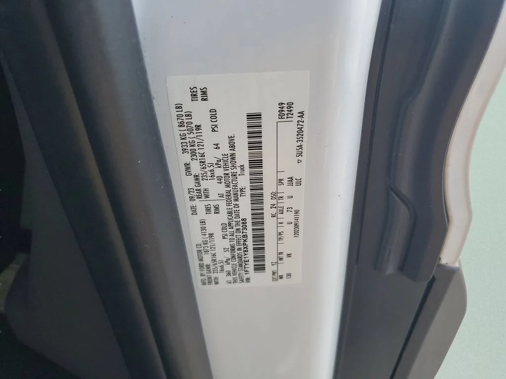 Used 2023 White Ford T150 LOW RF RWD image 22