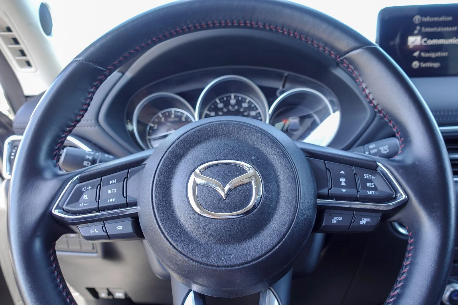Certified Used 2024 Polymetal Gray Metallic Mazda 2.5 S Carbon Edition image 19