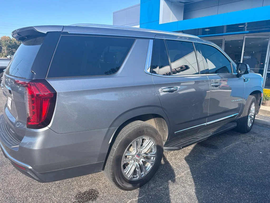 Used 2021 SATIN STEEL METALLIC GMC SLT image 3