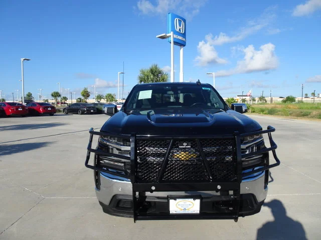 Used 2020 Black Chevrolet LT image 2