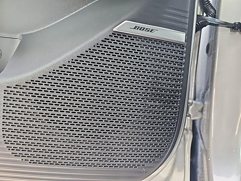 2026 Hyundai Santa Fe Limited - Photo 32