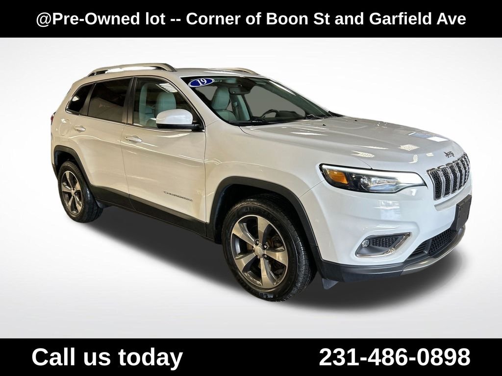 Used 2019 White Jeep Limited image 8