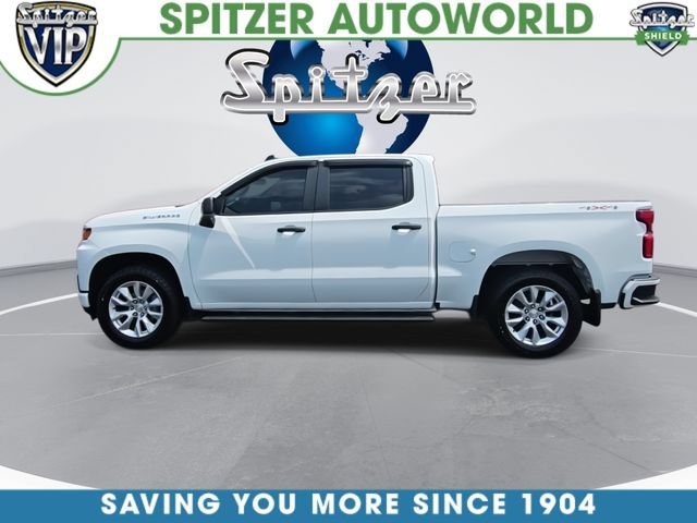 Used 2022 Summit White Chevrolet Custom image 8