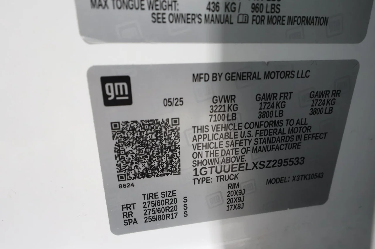 2025 GMC Sierra 1500 AT4 - Photo 35